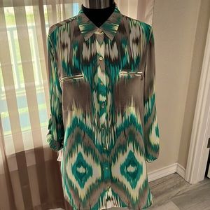 Chicos Black Label taupe/ teal green and yellow Blouse sheer with tab sleeves
